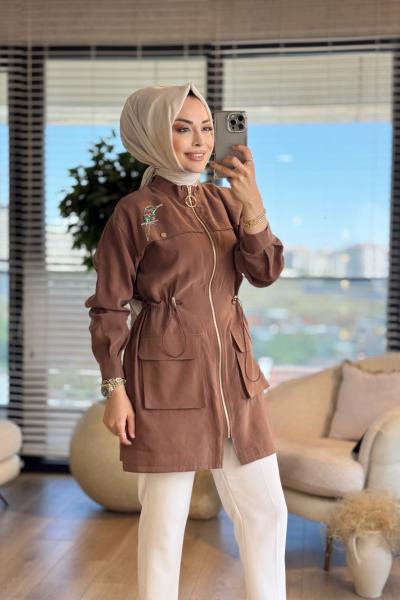 1298 Roba Parça Üstü Kuş Broş İşli Kap Kahve