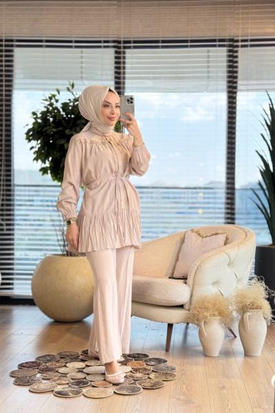 1309 Ön Sutaşı Etek Ucu Kırışık Takım Bej
