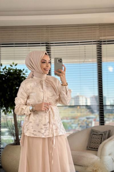 2055 Dantel Güpür Sağ Omuz Parçalı Gömlek Bej