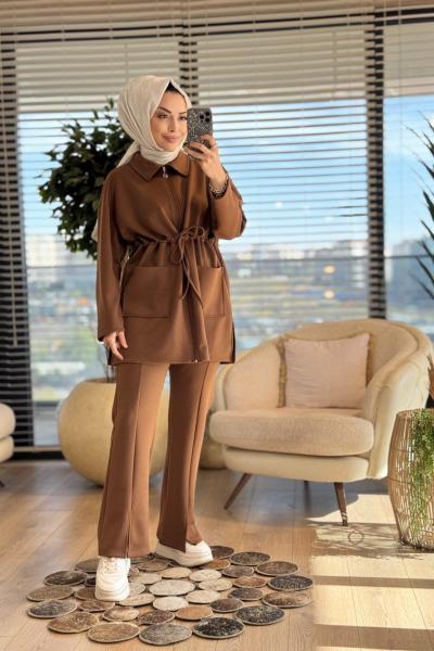 2121 Ön Bağcıklı Ve Cepli Takım Kahve