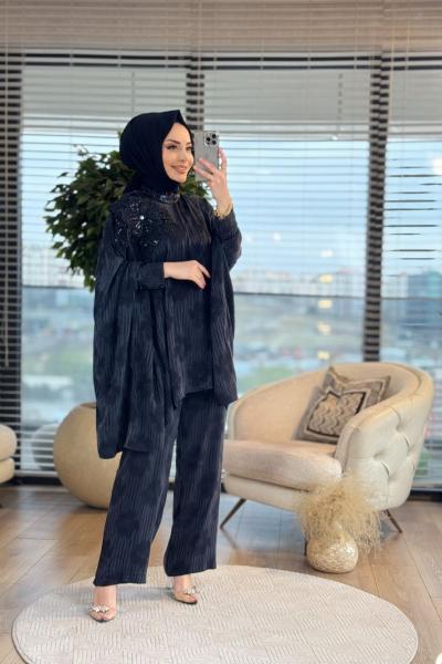 2272 Büyük Çiçek Broşlu Takım Siyah