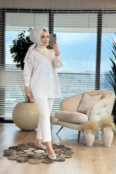 2502002 Çiçek Desenli Taşlı Londra Gömlek Ekru