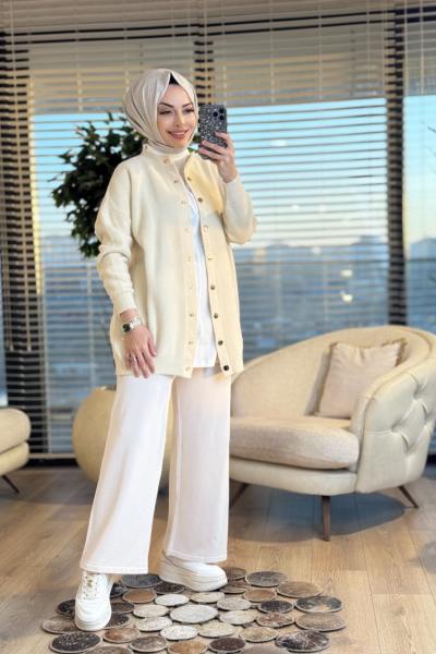 3539 Sakal Sıfır Yaka Çıtçıtlı Hırka Bej