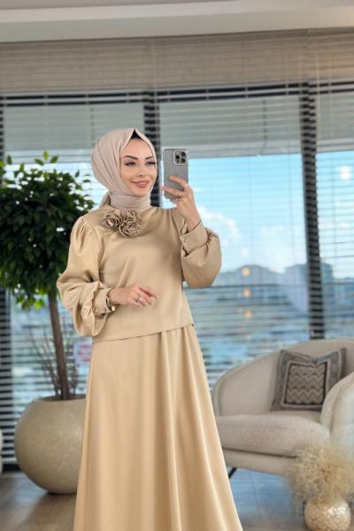 4035 Saten Ön Çiçek Broşlu Etekli Takım Taş