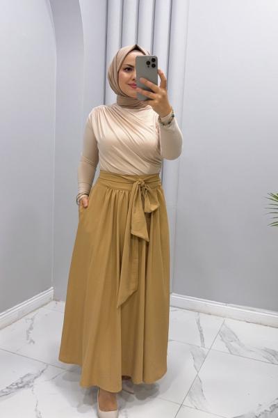 Etek pileli Zelal Bal